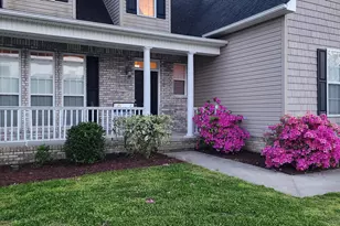 302 Savannah Dr, Jacksonville, NC 28546 - Photo 3