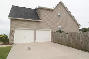 302 Savannah Dr, Jacksonville, NC 28546 - Photo 37