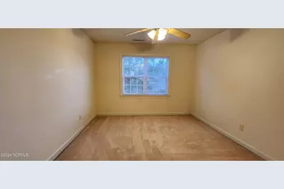 302 Savannah Drive, Jacksonville, NC 28546 - Photo 23