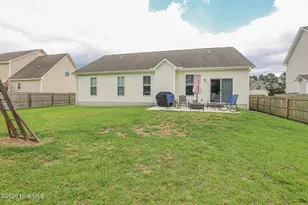 223 Holly Grove Ct E, Jacksonville, NC 28540 - Photo 37