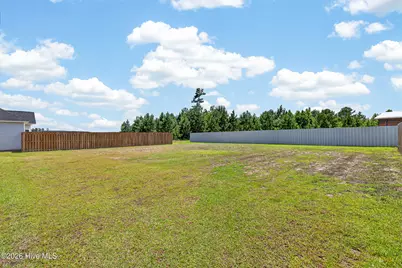 592 Appalachian Trail S, Jacksonville, NC 28546 - Photo 35