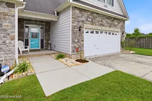102 Kingswood Ct, Jacksonville, NC 28546 - Photo 7