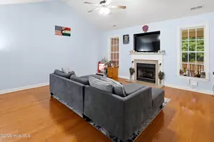102 Kingswood Ct, Jacksonville, NC 28546 - Photo 11