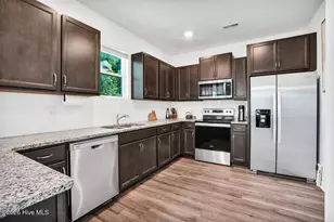 1305 Creekfront Dr, Wilmington, NC 28401 - Photo 19