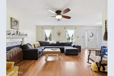 111 Sidney Lane, Jacksonville, NC 28540 - Photo 9