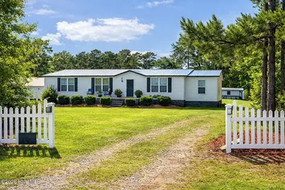 108 Lee Court, Swansboro, NC 28584 - Photo 1
