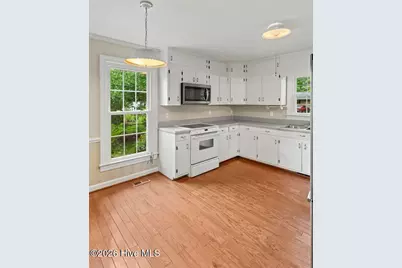 309 Forest Grove Avenue, Jacksonville, NC 28540 - Photo 9