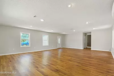 1017 Jennifer Drive, Jacksonville, NC 28546 - Photo 5