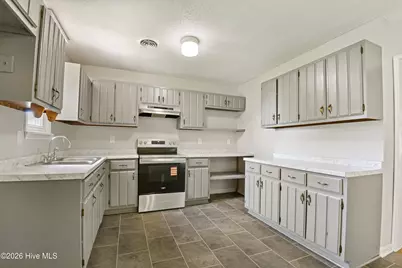1017 Jennifer Drive, Jacksonville, NC 28546 - Photo 13