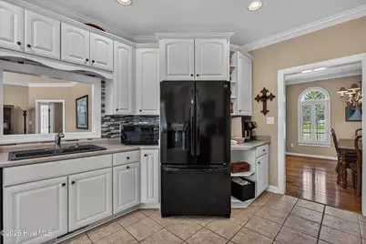 107 Grey Barn Road, Jacksonville, NC 28540 - Photo 17