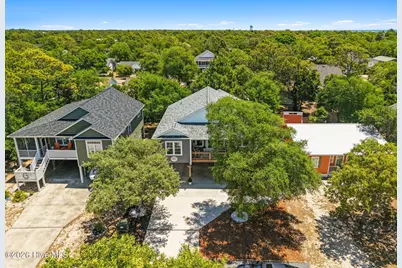 116 NE 12th Street, Oak Island, NC 28465 - Photo 5