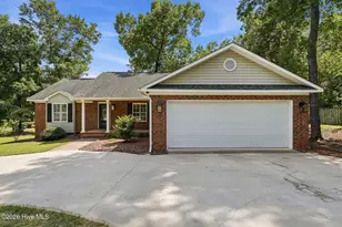 2 Ash Ct, Pinehurst, NC 28374 - Photo 1