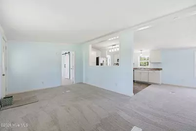 204 Kings Parkway, Hubert, NC 28539 - Photo 9