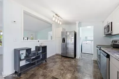 204 Kings Parkway, Hubert, NC 28539 - Photo 13