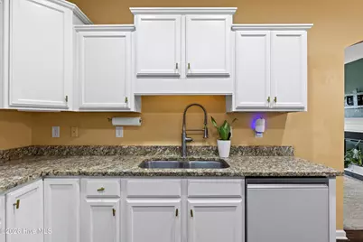 829 Solomon Drive, Jacksonville, NC 28546 - Photo 19
