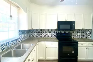 11821 Cypress Dr, Laurinburg, NC 28352 - Photo 9