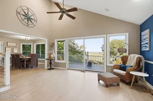 174 Windy Point Rd, Beaufort, NC 28516 - Photo 11