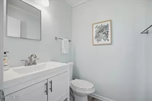 918 N Carolina Beach Ave N, Carolina Beach, NC 28428 - Photo 27