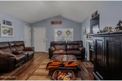 709 Foy Avenue, Maysville, NC 28555 - Photo 5