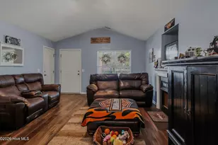 709 Foy Ave, Maysville, NC 28555 - Photo 5