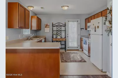709 Foy Avenue, Maysville, NC 28555 - Photo 9