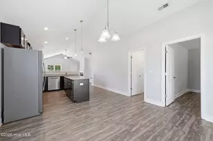 106 Heckathorne Dr, New Bern, NC 28560 - Photo 11