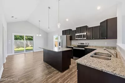 106 Heckathorne Drive, New Bern, NC 28560 - Photo 5