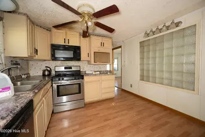 210 Hines Avenue, Elizabeth City, NC 27909 - Photo 17