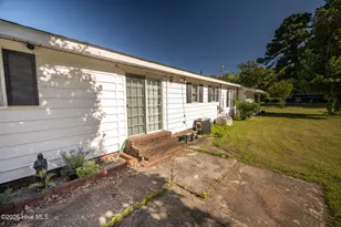 210 Hines Ave, Elizabeth City, NC 27909 - Photo 13