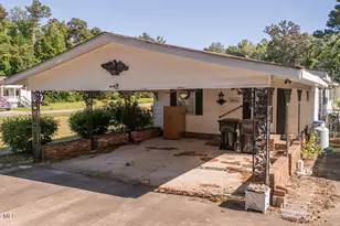 210 Hines Ave, Elizabeth City, NC 27909 - Photo 11