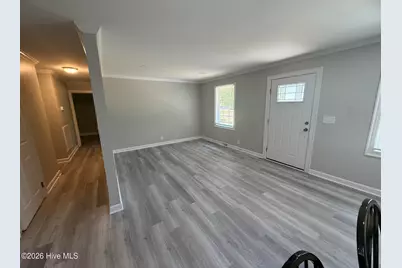 402 Locust Street, Hamlet, NC 28345 - Photo 1
