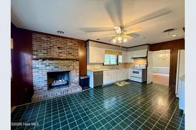103 Finch Street, Clinton, NC 28328 - Photo 7