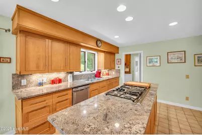2118 Gloucester Place, Wilmington, NC 28403 - Photo 17