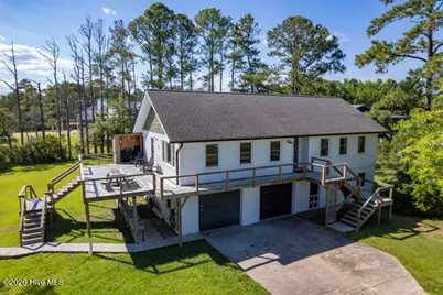 102 Crows Nest Street, Oriental, NC 28571 - Photo 1