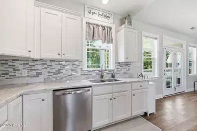 120 Shadow Creek Drive, Swansboro, NC 28539 - Photo 17