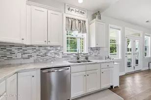 120 Shadow Creek Dr, Swansboro, NC 28539 - Photo 17