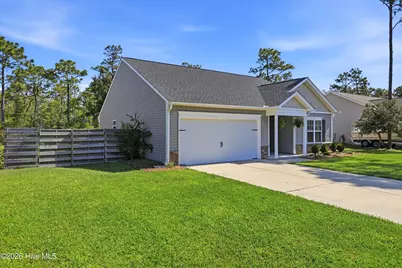 4432 Pinewood Village Drive SE, Southport, NC 28461 - Photo 3