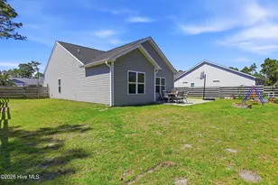 4432 Pinewood Vlg Dr SE, Southport, NC 28461 - Photo 39
