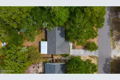 105 NE 15th Street, Oak Island, NC 28465 - Photo 35