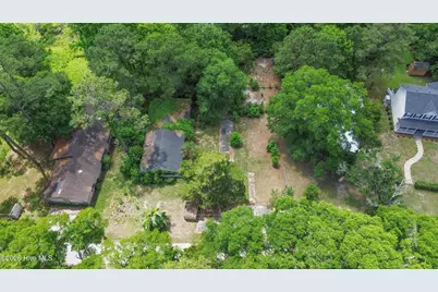 724 Sunset Lakes Boulevard SW, Sunset Beach, NC 28468 - Photo 3