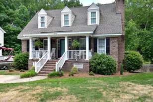 3924 Crosswinds Dr, Rocky Mount, NC 27803 - Photo 3