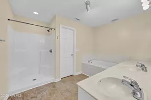 4102 Breezewood Dr, Wilmington, NC 28412 - Photo 17