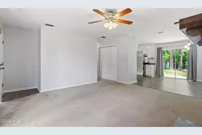 204 Rockledge Court, Jacksonville, NC 28546 - Photo 5