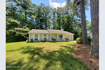 204 Rockledge Court, Jacksonville, NC 28546 - Photo 3