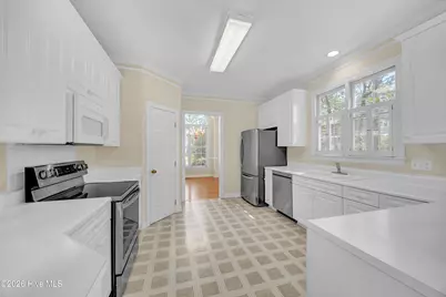 4962 Wythe Place, Wilmington, NC 28409 - Photo 13