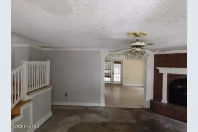 2802 Moore Avenue, New Bern, NC 28562 - Photo 3