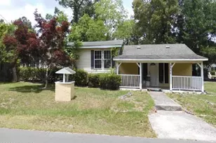 2802 Moore Ave, New Bern, NC 28562 - Photo 1