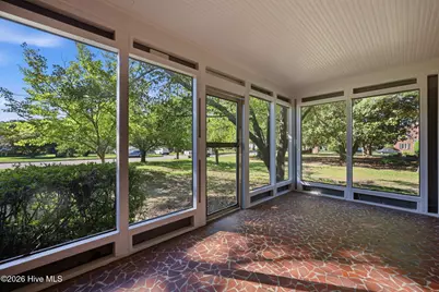1108 Summit Avenue, Washington, NC 27889 - Photo 5