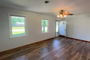94 Vandergrift Dr, Jacksonville, NC 28540 - Photo 5