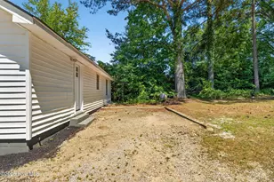 5887 Main St, Bailey, NC 27807 - Photo 23